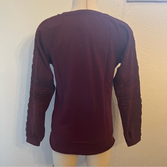 NWT Knox Rose Antique Berry Red Lace Detail Sweatshirt Size Small - Picture 5 of 10